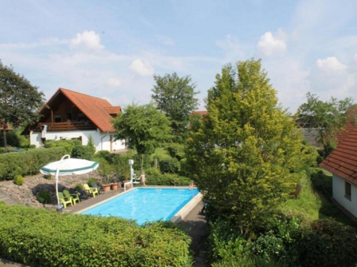 Spacious Apartment In The Green Bruchttal Bredenborn 외부 사진